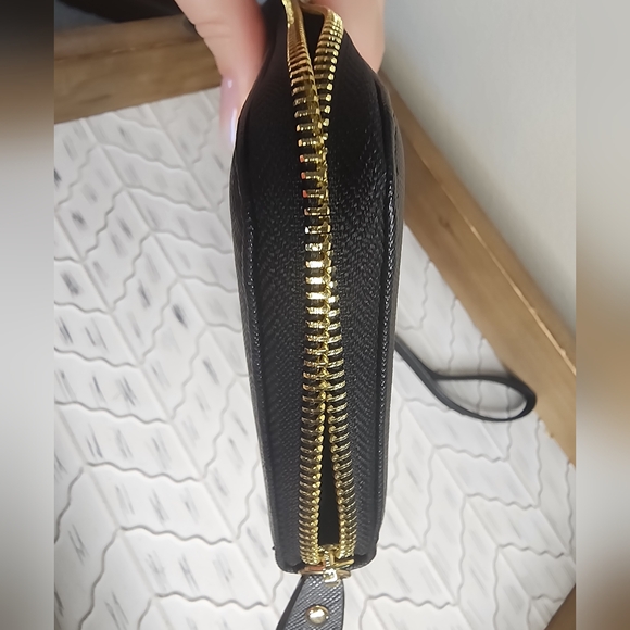 NWOT Michael Kors Black Wristlet Wallet - Picture 6 of 9